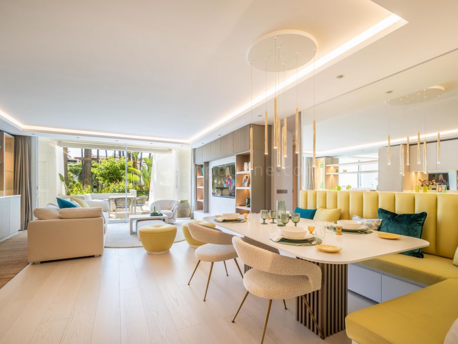 Luxury Modern Apartment in Puente Romano Resort, Marbella.