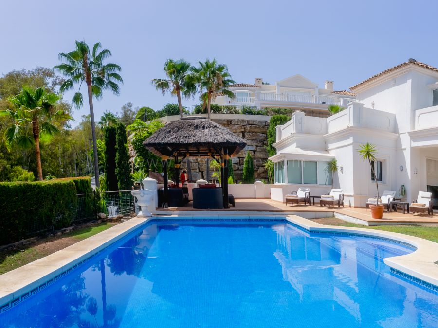 Classic Villa in El Herrojo Alto, La Quinta Benahavis