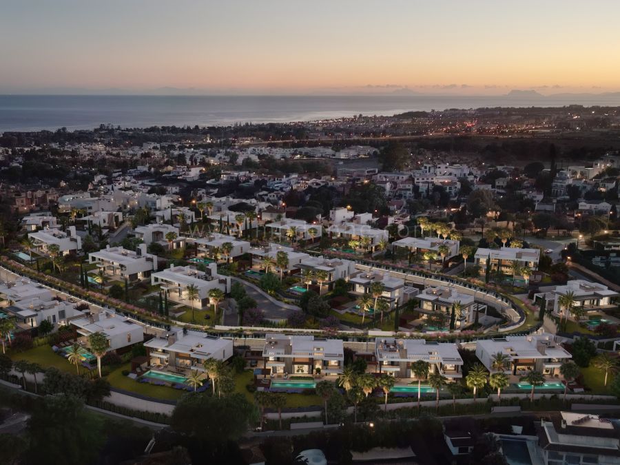 Außerplanmäßige Luxusvillen mit Panoramablick in Nueva Andalusien