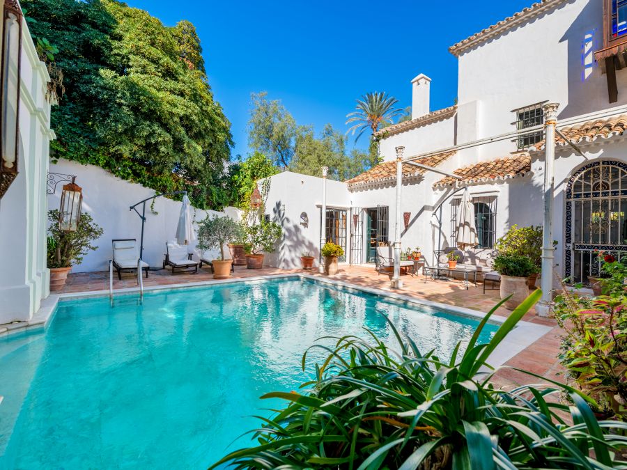 Bezaubernde Villa in La Virginia, Goldene Meile, Marbella