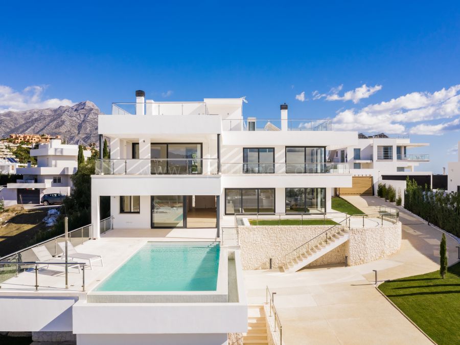 Moderne Villa mit Panoramablick