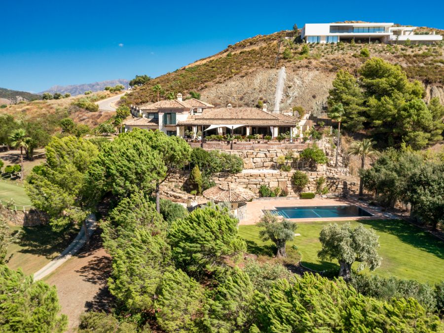 Classic Spanish Villa with the Views in Marbella Club Golf