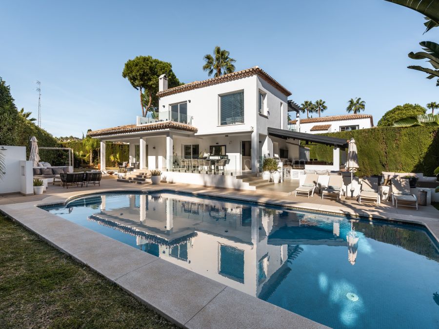 Villa en Prestigiosa Comunidad Cerrada en Marbella