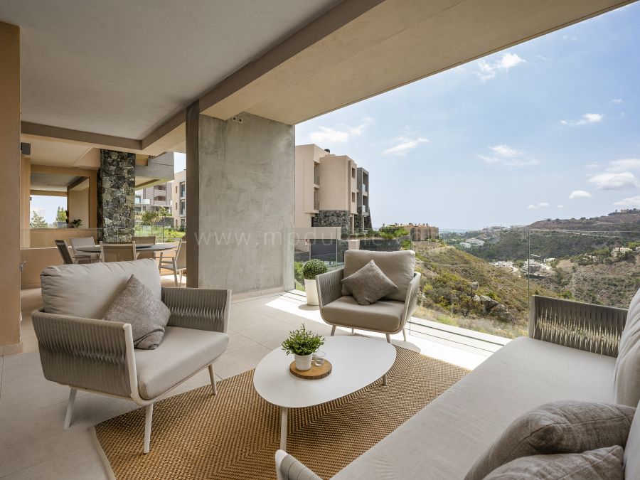 Modernes, nach Westen ausgerichtetes Apartment mit Aussicht in Real de La Quinta
