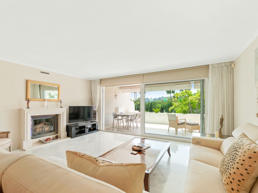 Los Granados Golf Frontline Golf Luxury Apartment in Nueva Andalucia, Marbella