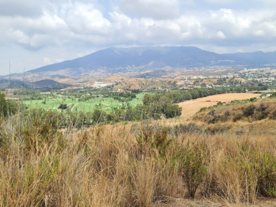 Ländliches Grundstück in La Cala
