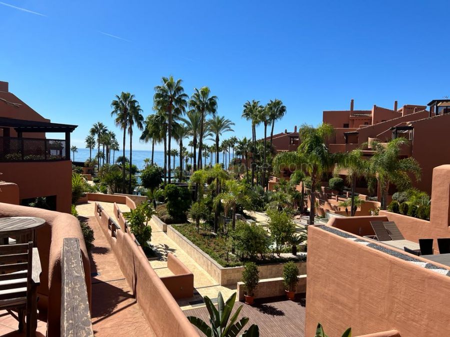 Apartamento de dos dormitorios en Mar Azul, Estepona