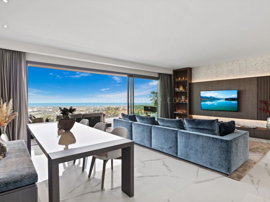 Modern New Apartament with Panoramic Views in Benahavis