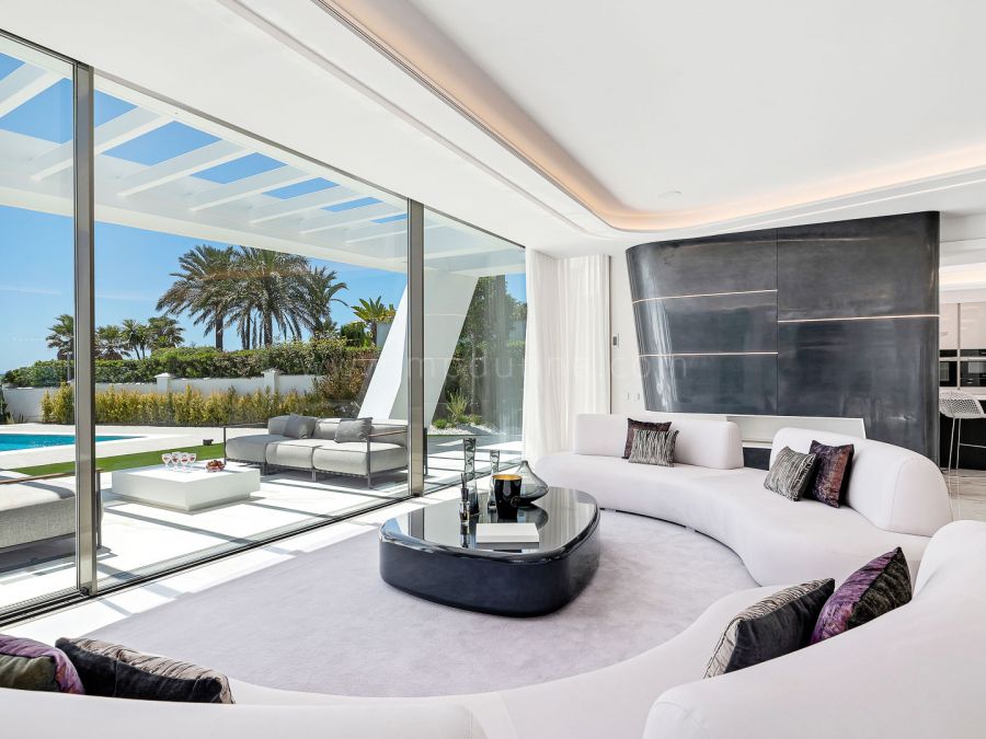 Villa contemporaine en bord de mer, Marbella