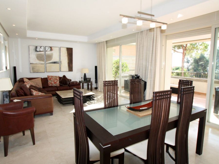 First Floor Apartment For Sale in La Trinidad, Marbella