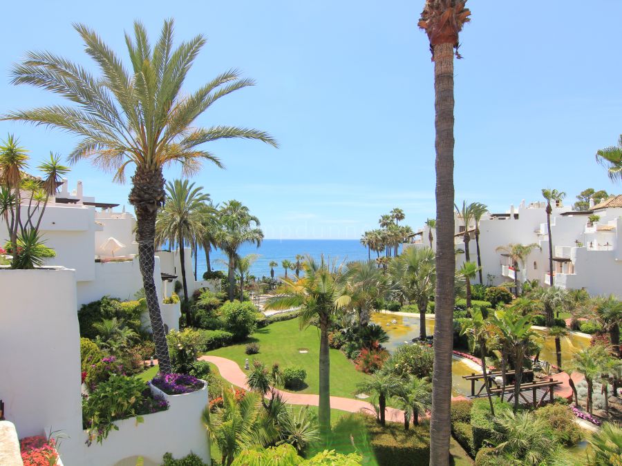 Apartamento Duplex con Vistas al Mar Junto a Puerto Banús