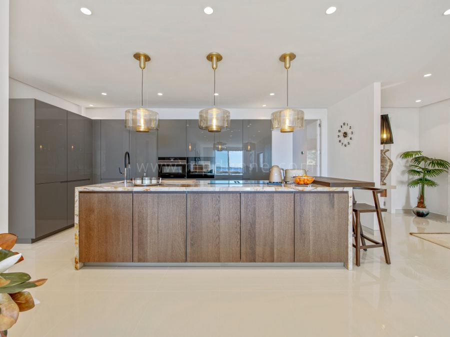 Magnífico Apartamento en La Trinidad, Milla de Oro Marbella