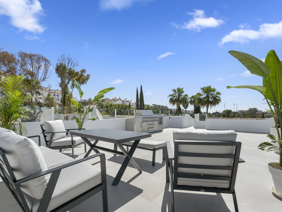 Apartments for sale in Balcón del Golf, Nueva Andalucia