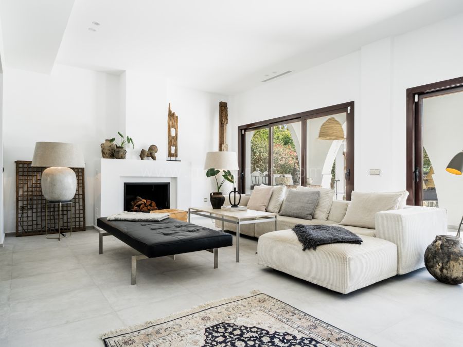 Villa Reformada de Estilo Andaluz