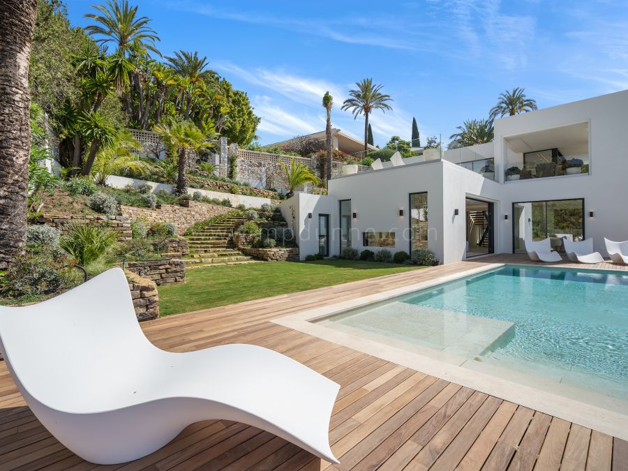 Villa Contemporánea en Río Real
