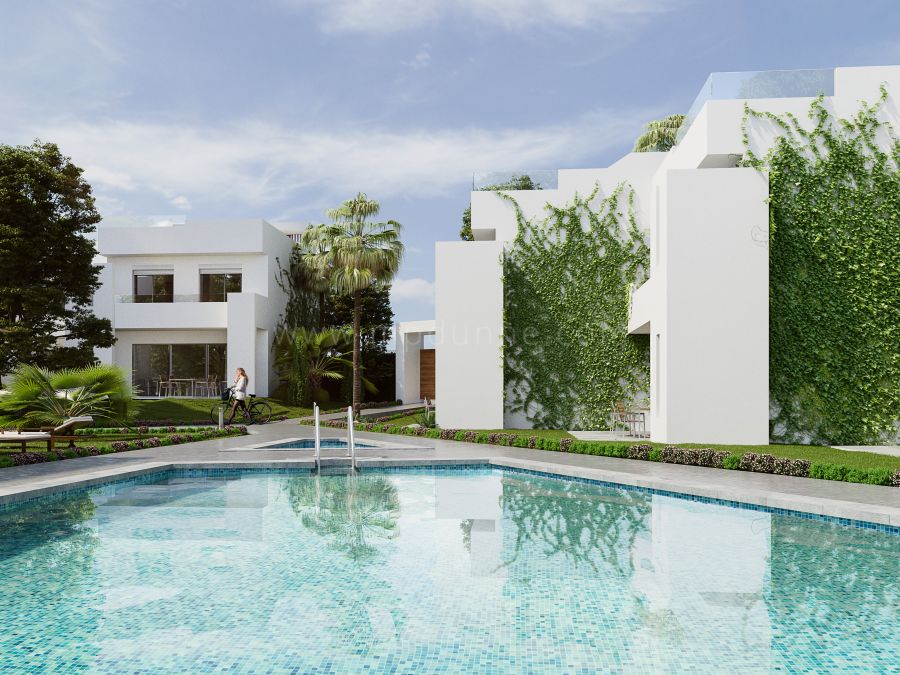 Maison de ville moderne meublée pour location à long terme à Nueva Andalucia