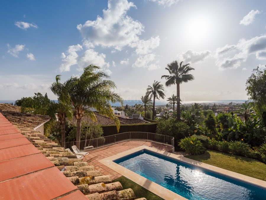 Family Villa in Marbella Golden Mile