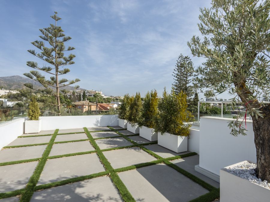 Villa moderne en cours de construction à Casablanca, sur la Golden Mile de Marbella.