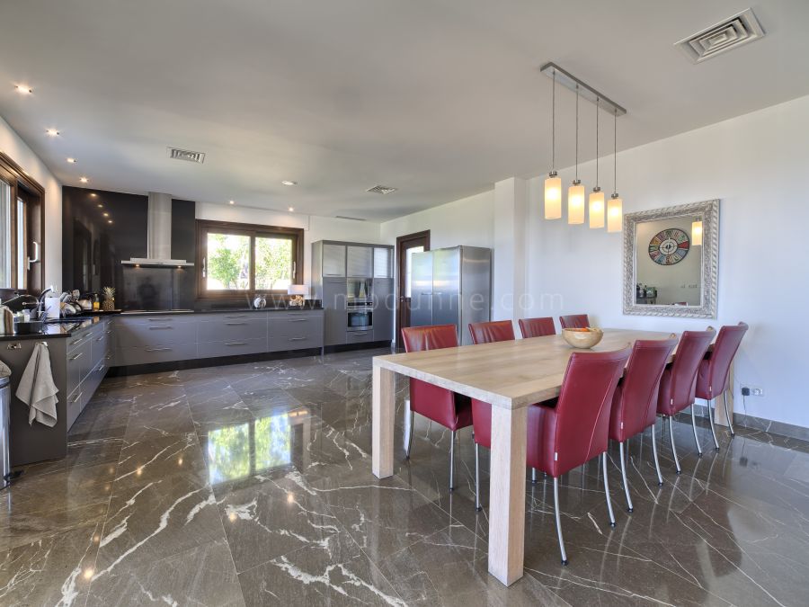 Luxury Villa in Los Flamingos Benahavis