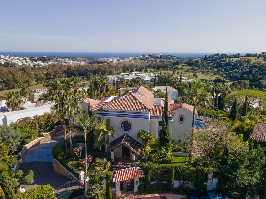 Villa Haveli - Villa Tradicional con Vistas al Mar en Urbanización Fantastico