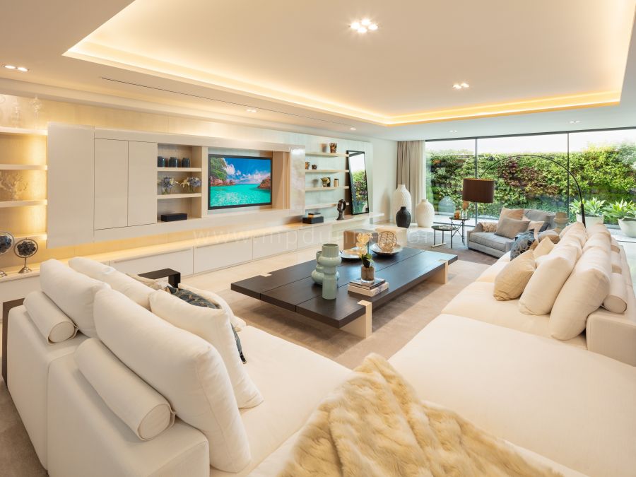 Luxury new villa in Nueva Andalucia, Marbella