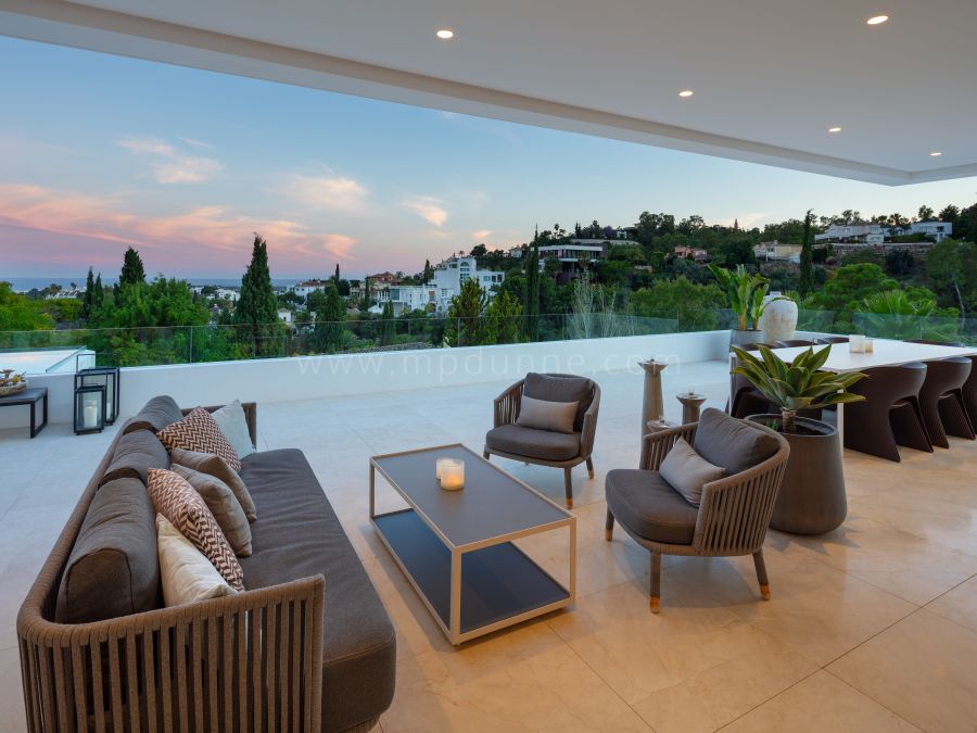 Villa contemporánea de nueva construcción en La Quinta Marbella