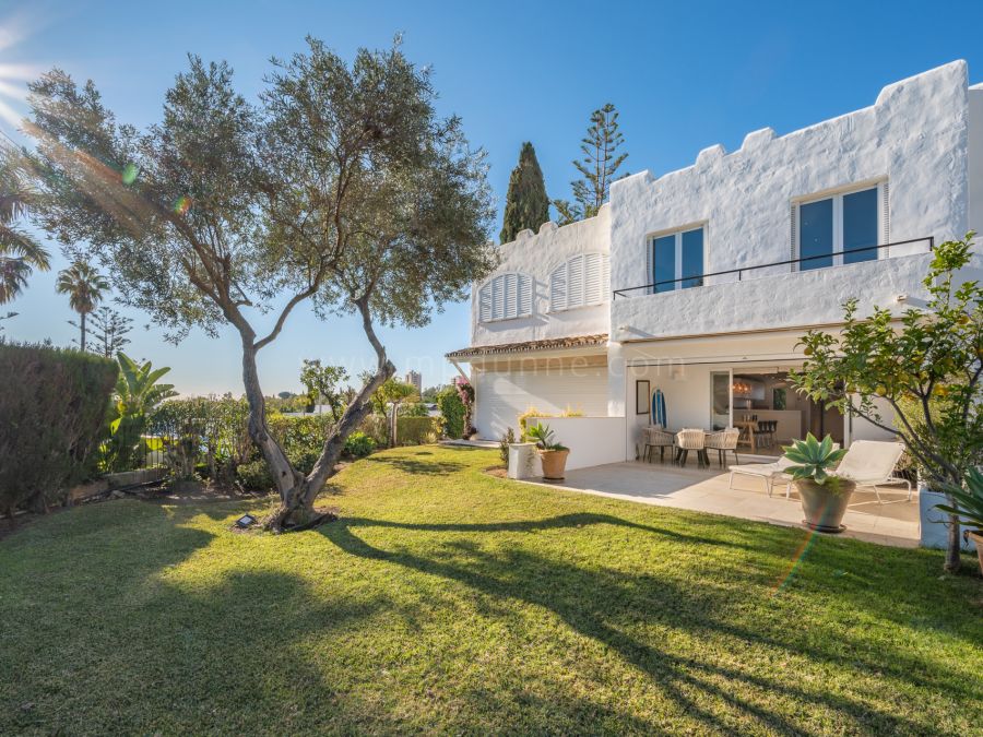 Recently renovated townhouse in Aloha Golf, Nueva Andalucia