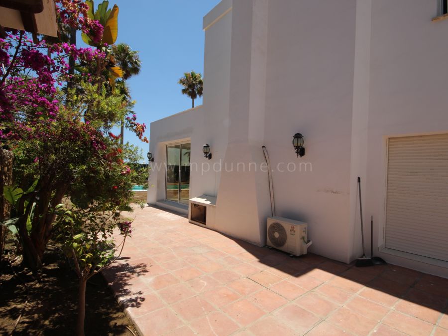 Villa in erster Strandlinie Golden Mile, Marbella