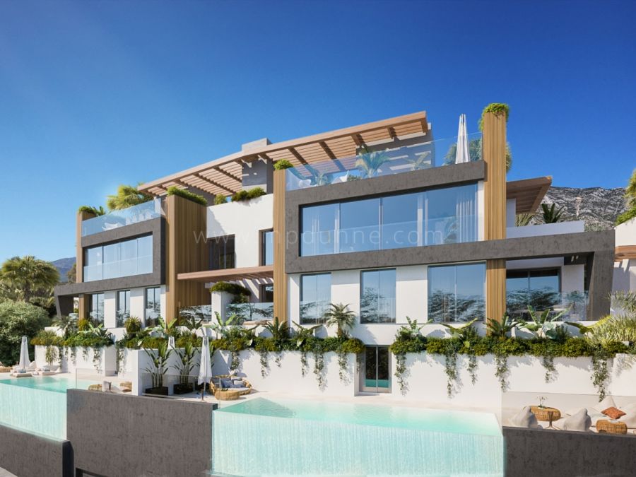 Townhouses in Benahavis with panoramic views