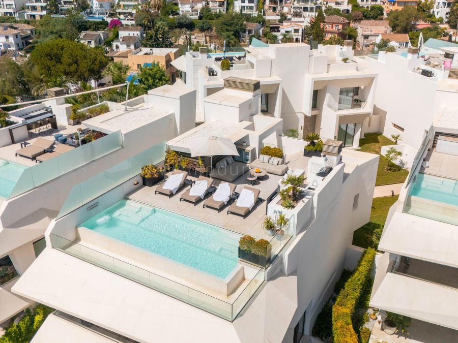 Villa Contemporaine, Nueva Andalucía
