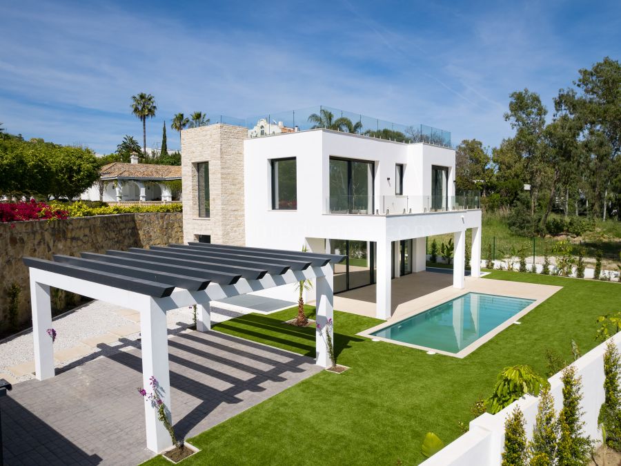 Villa 5 Schlafzimmer, Monte Biarritz, Estepona