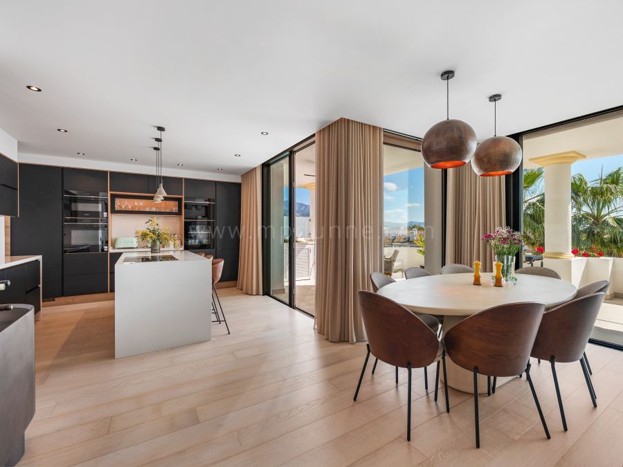 Renovated Duplex Penthouse, Monte Paraíso, Golden Mile