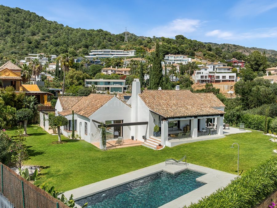 Villa, Cascada de Camojan, Golden Mile