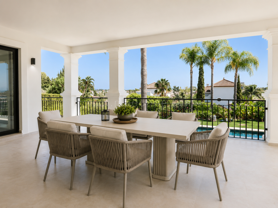 Sechs-Schlafzimmer-Villa, El Paraiso, Estepona