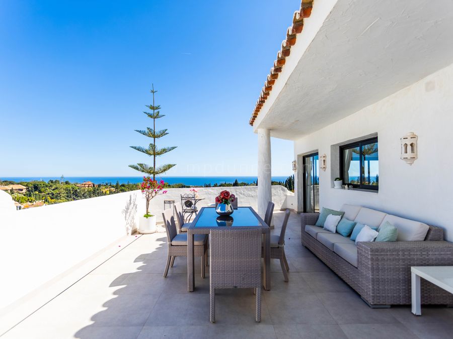 Penthouse mit Panoramablick auf Meer und Berge, Coto Real, Marbella Goldene Meile