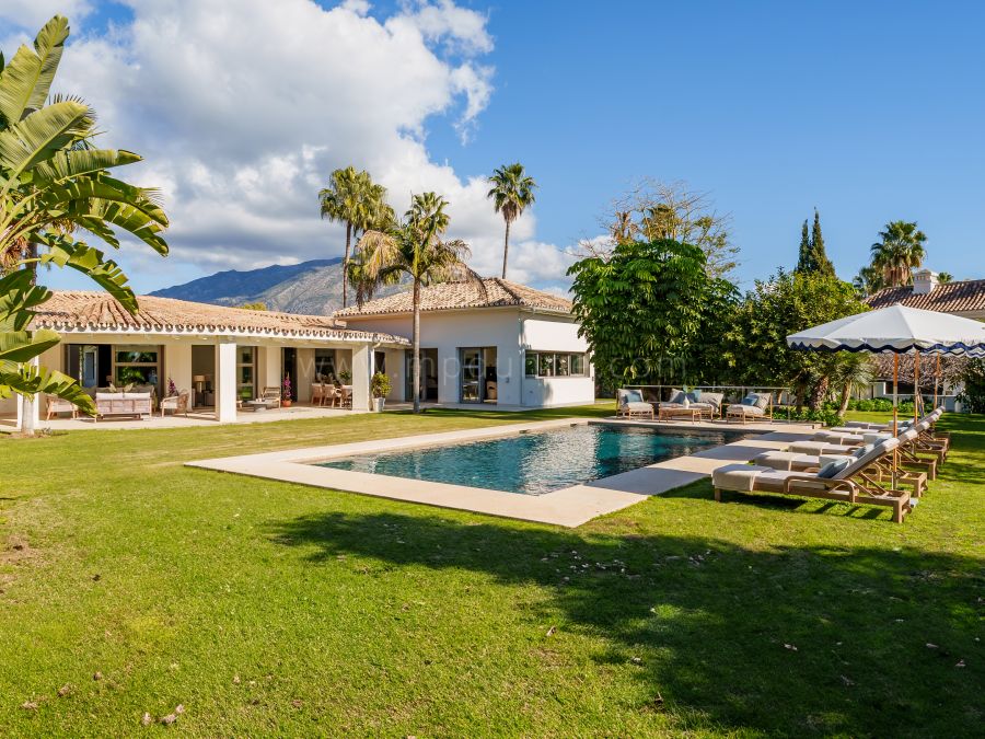 Villa avec Vue sur la Montagne – Vie de Plain-Pied à La Cerquilla