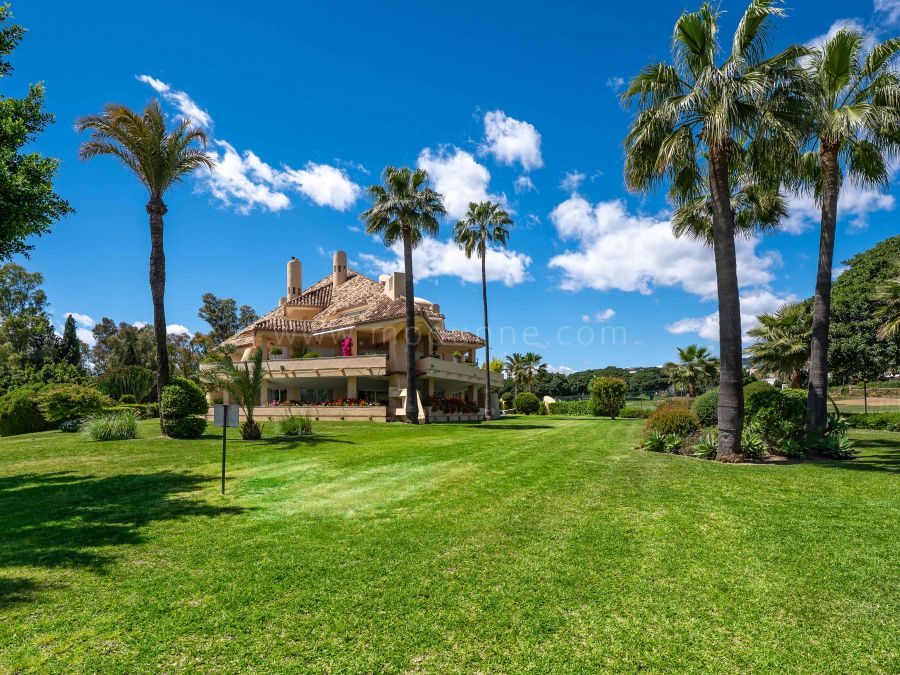 Vierzimmerwohnung mit Golfblick in Las Brisas