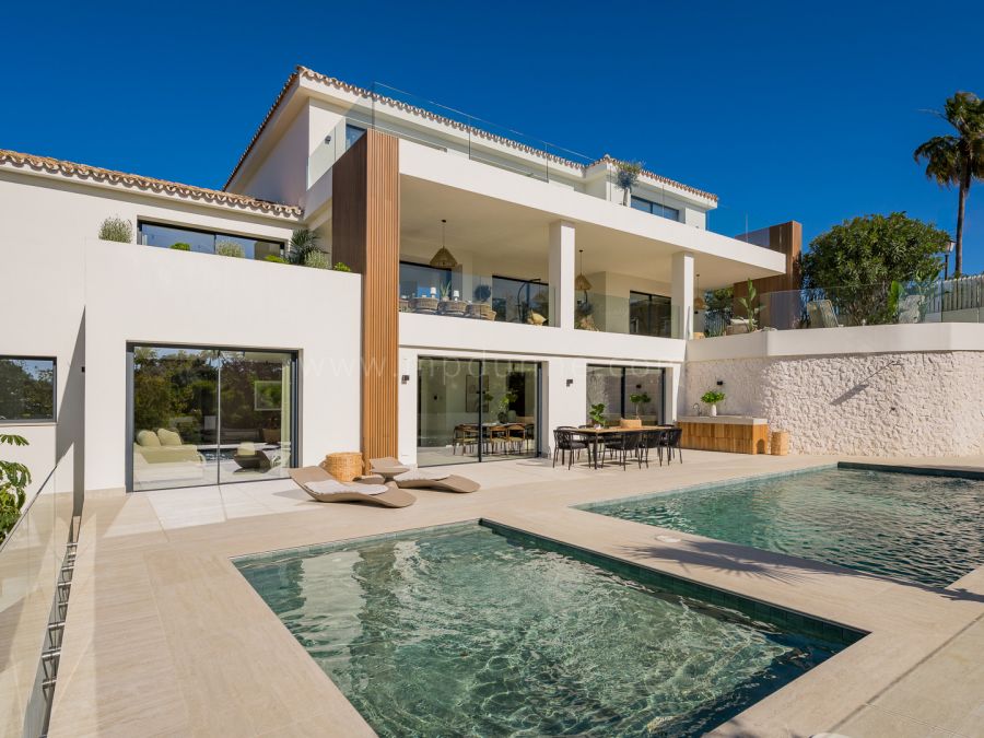 Modern Andalusian Villa in El Rosario, Marbella East