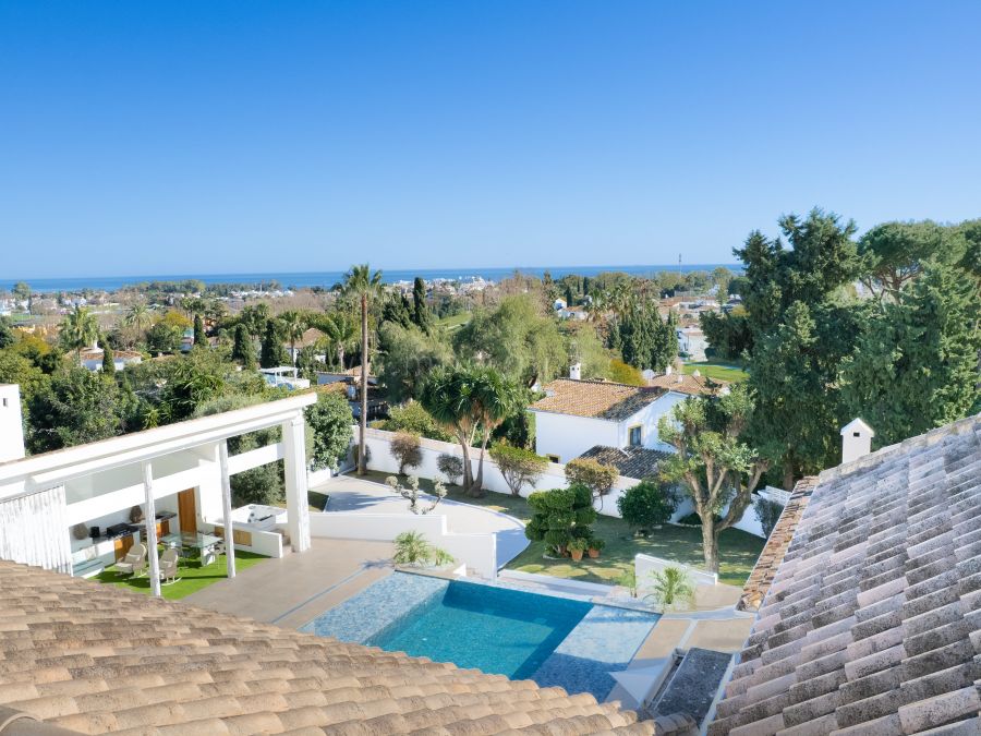 Fully Renovated Modern Villa, Golfside Guadalmina Golf