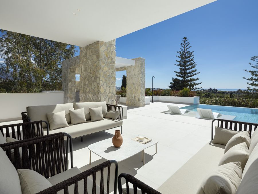 Fünf-Schlafzimmer-Villa mit Meerblick in La Quinta