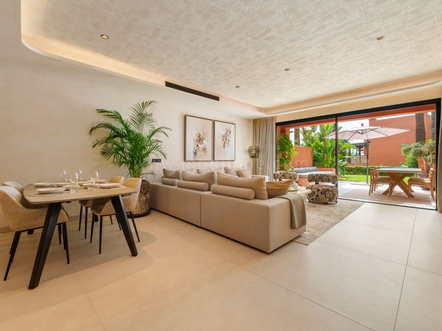 Renoviertes Stadthaus mit vier Schlafzimmern an der Goldenen Meile von Marbella