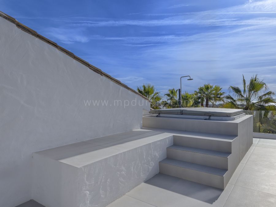 Exclusive Luxury Duplex Penthouse in El Paraíso