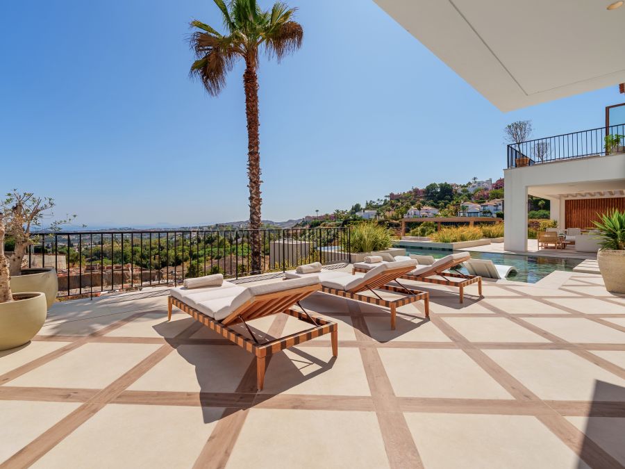 Luxusvilla mit Panoramablick auf das Meer in La Quinta