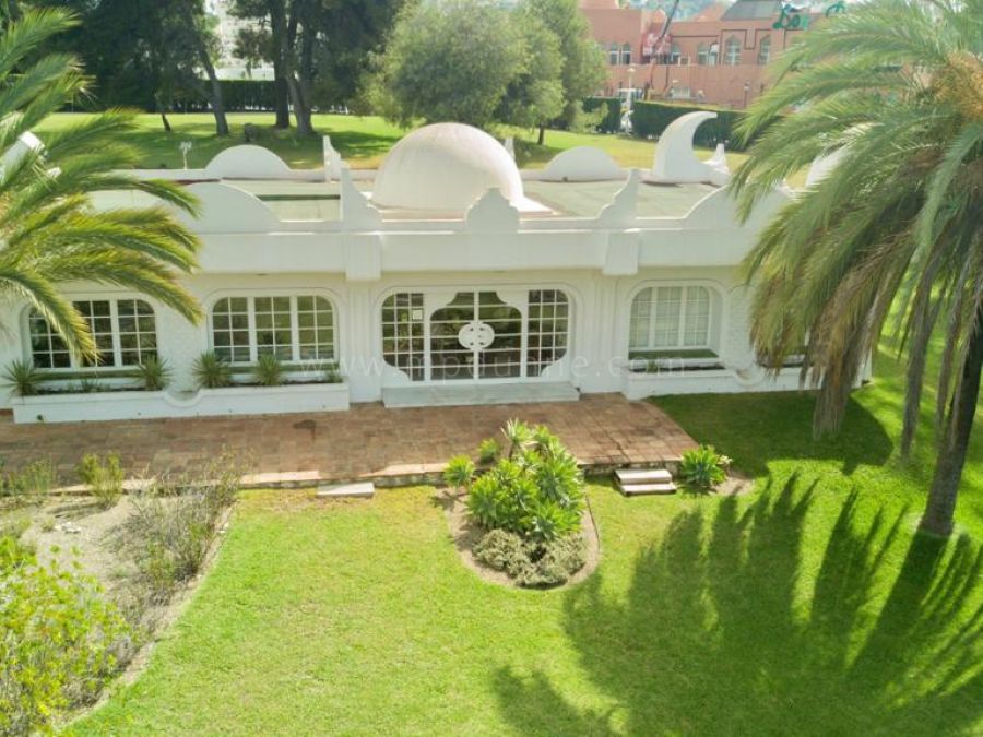 Parcela Comercial con Potencial de Desarrollo