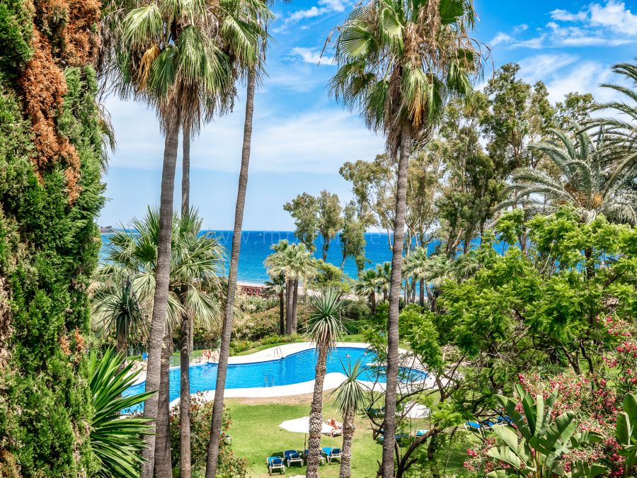 Frontline Beach Townhouse New Golden Mile Estepona