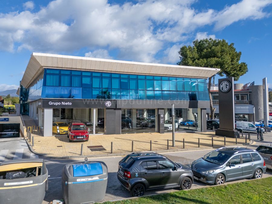 Local commercial premium près de Puerto Banús Marbella