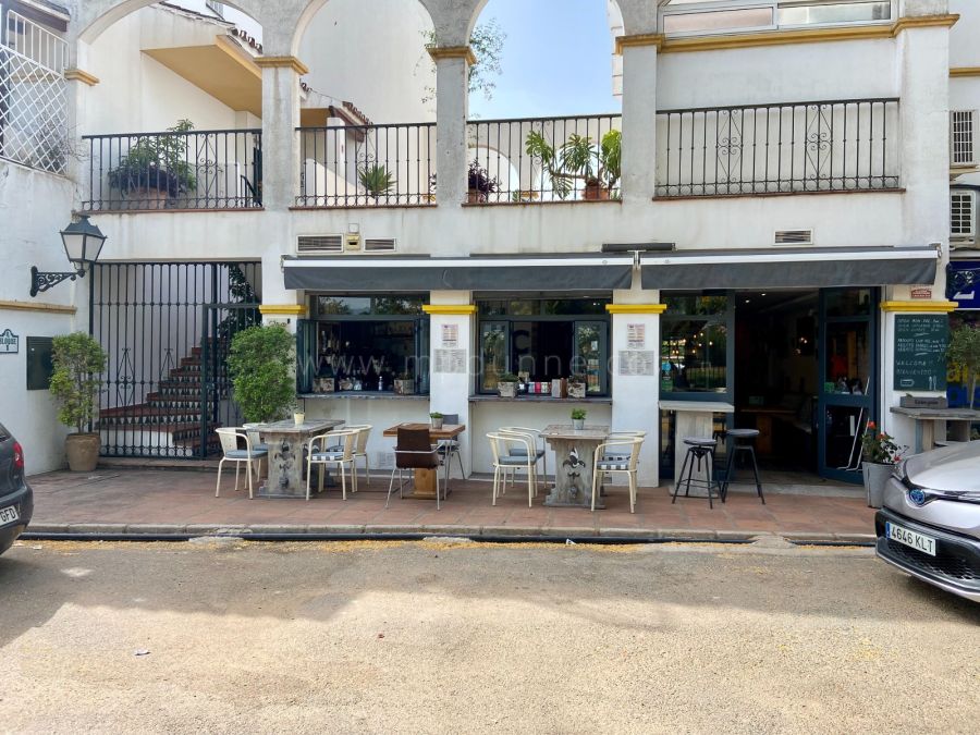 Beachside Restaurant in Las Petunias, San Pedro de Alcantara