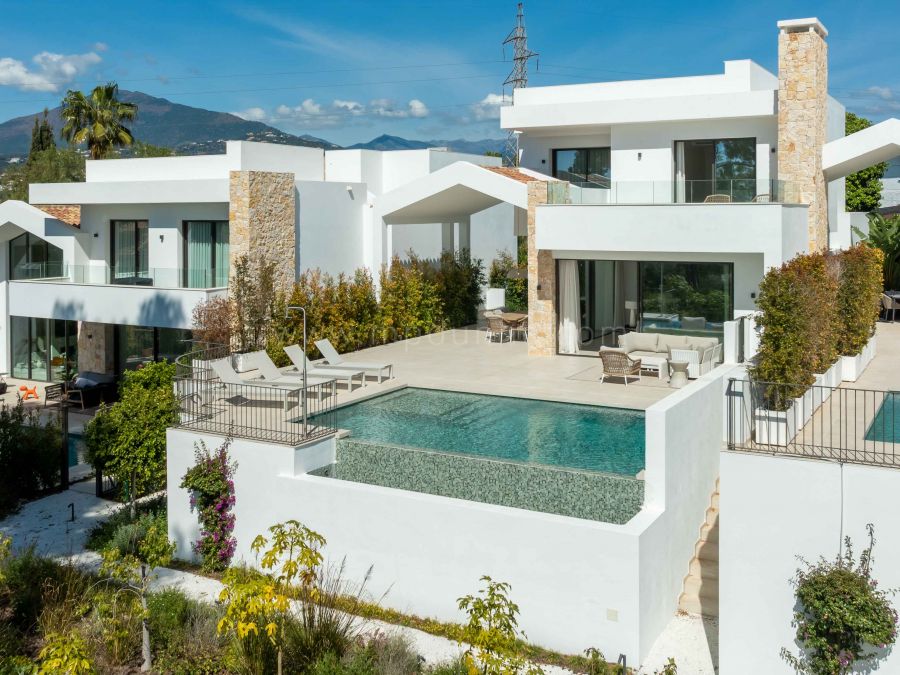 Villa de 5 dormitorios lista para entrar en San Pedro Alcántara