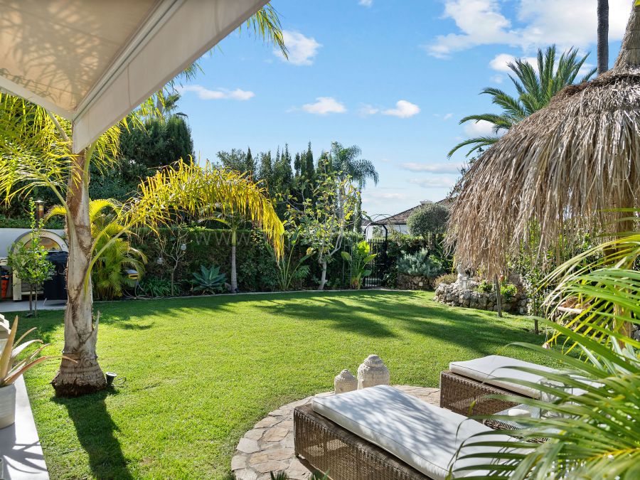 Casa adosada de 3 dormitorios en Alcores del Golf, Nueva Andalucía