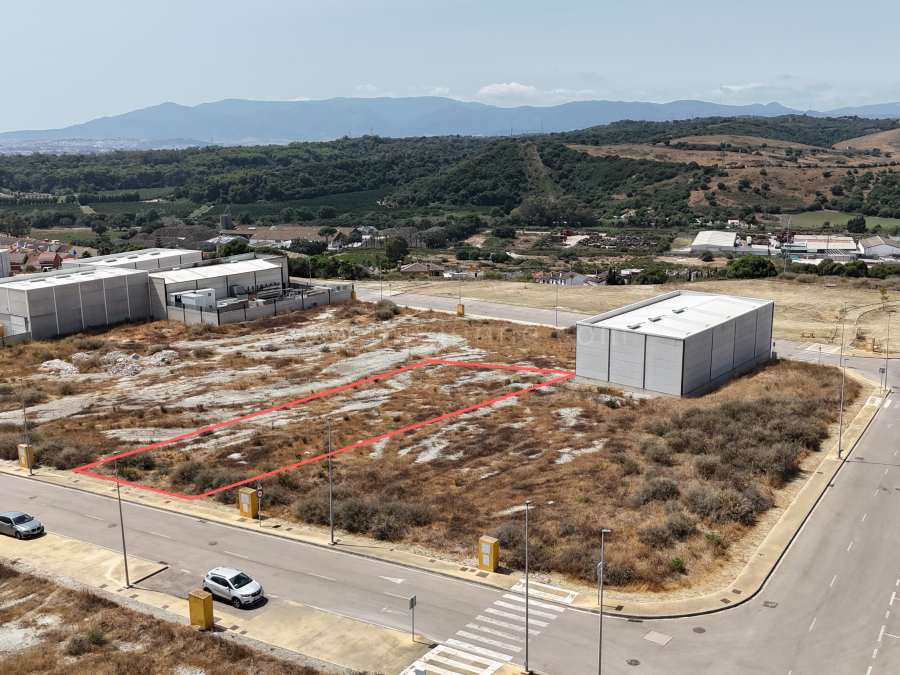 Terrain Urbain à San Roque, Zone Industrielle
